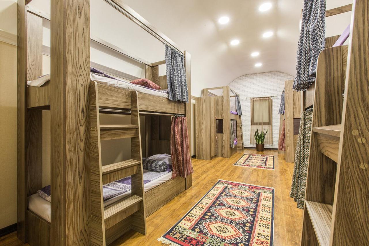 Salam Hostel Baku Ngoại thất bức ảnh